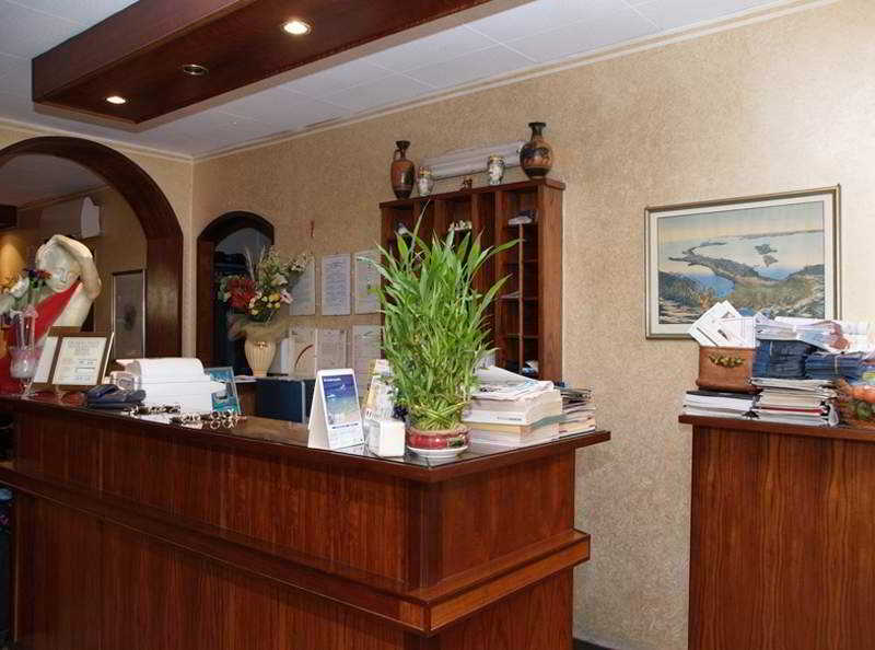 Natalina Hotel 2*